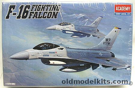 Academy 1/144 F-16 Fighting Falcon, 4436 plastic model kit